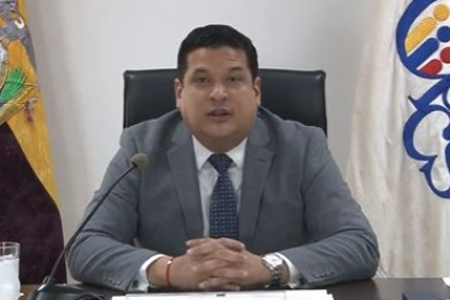 El presidente de CPCCS, Alembert Vera durante la convocatoria a veeduría ciudadana