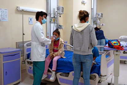 Horario. El hospital está presto para el público las 24 horas del día.