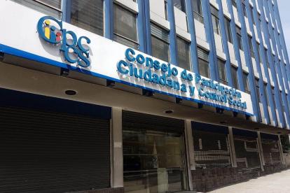El Consejo de Participación Ciudadana convoca a una veeduría ciudadana para evaluar a la Corte Constitucional que surgió del CPCCS transitorio de Julio César Trujillo.