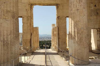 El Gobierno griego limitará el acceso de turistas a la Acrópolis de Atenas.