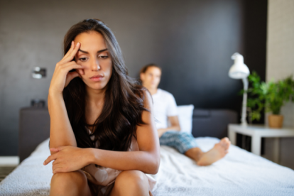 Una de las tendencias más recientes ha sido el uso de la IA para descubrir la infidelidad en las relaciones sentimentales, mediante la suplantación de voz.