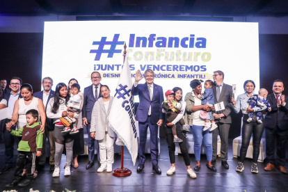 Guillermo Lasso asiste al primer Foro Infancia con Futuro