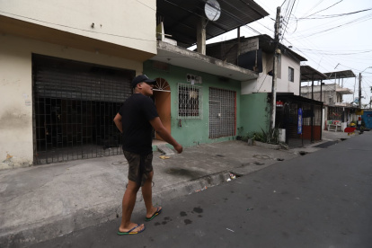 El hedor hizo que los moradores del barrio despertaran asustados