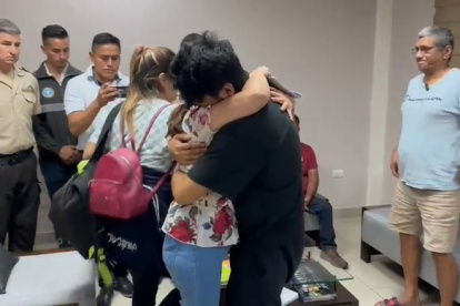 Junto con los Plúas otra persona que se encontraba en manos de los mismos captores también fue rescatada