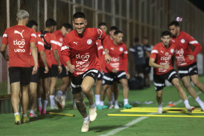 Los jugadores de Paraguay quedaron listos para su estreno en las eliminatorias.