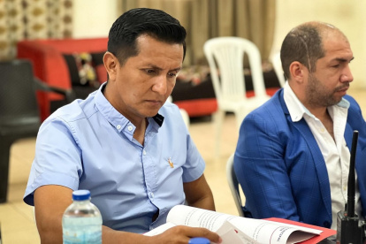 El concejal de Durán, Bolívar Vera (i), fue secuestrado la tarde de este jueves 7.