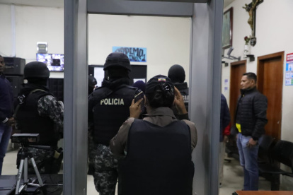 Allanamientos. La Fiscalía y la Policía hicieron allanamientos la noche del jueves en Cotopaxi, Chimborazo y en Pichincha.