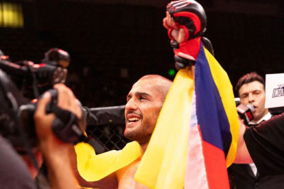 El luchador tricolor José Salgado se va abriendo paso en la categoría mosca de las artes marciales mixtas.
