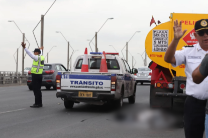 Un muerto resultó de un accidente en el puente de la Unidad Nacional este día.