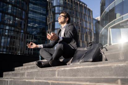 La ansiedad es diferente del estrés y puede ser de dos tipos: adaptativa y no adaptativa.