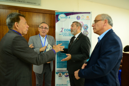 Representantes de diversos sectores relacionados con la Salud participaron en un Congreso sobre el impacto de El Niño, el jueves 7 de septiembre en la Universidad Católica de Guayaquil.