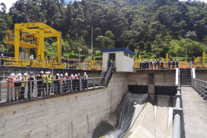 La hidroeléctrica Toachi Pilatón es la causa de la controversia.