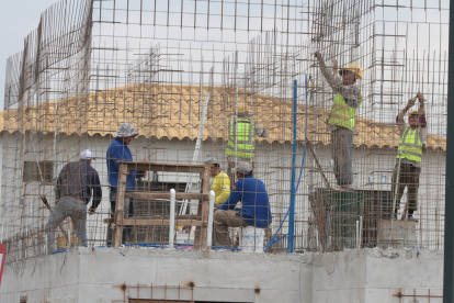 Las construcciones de Guayaquil deben tener el catastro actualizado.