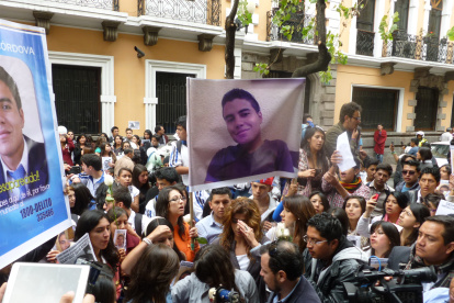 Familiares de David Romo en una de las primeras manifestaciones para exigir al Estado su búsqueda.