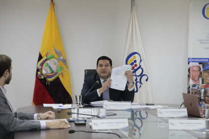 El presidente del CPCCS, Alembert Vera, informó la mañana del 13 de septiembre de 2023 que 41 personas se inscribieron para la veeduría.