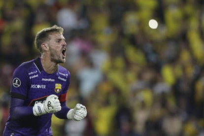 El arquero de Barcelona tendrá su documento ecuatoriano este jueves 14 de septiembre.