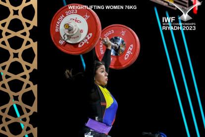 Con 135 kg en envión y 240 kg en el total olímpico, Bella Paredes obtuvo las dos medallas de bronce. En arranque fue cuarta con 105 kg.