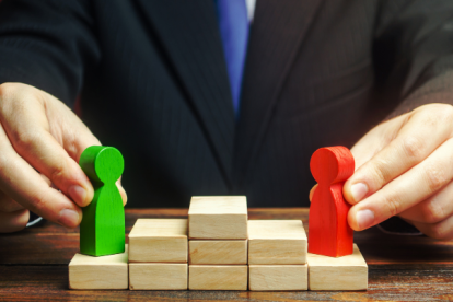 El segundo al mando pierde sentido en Ecuador y el mundo.