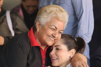 La candidata Luisa González en un recorrido en Loja