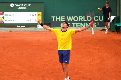 Emilio Gómez celebra tras firmar el 1-3 ante Mónaco este sábado 16 de septiembre.