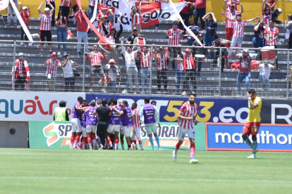 Con mucha ‘garra’, los de Ambato consiquieron el triunfo de visita.