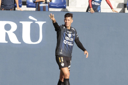 Hoyos marcó la segunda del partido sobre el final.