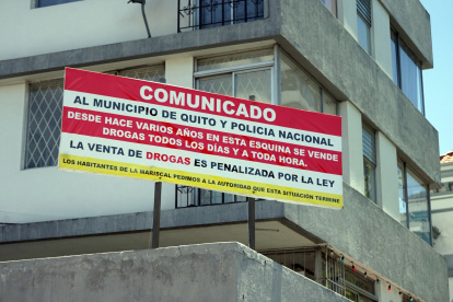 Visible. Este es uno de los cartelones gigantes que se colocó en una de las esquinas de la avenida Amazonas, sector La Mariscal.