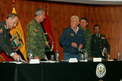 El ministro Lara indicó que la pesca ilegal es un tema sensible para las Islas Galápagos.