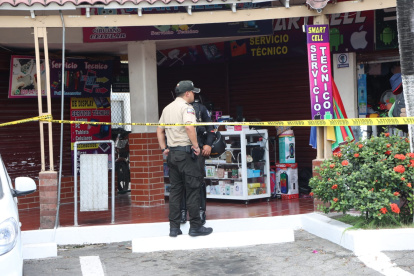 Entre las hipótesis de las motivaciones del crimen se baraja el tema de una extorsión.