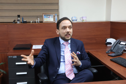 Personaje. Víctor Emilio Ponce, director de Usos y Espacios de la Vía Pública del Municipio de Guayaquil.