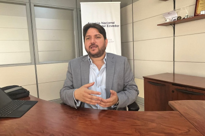 Ralph Suástegui dejo la CNT para dirigir Senae.