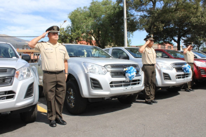 Material. La Policía recibió automotores y materiales para apoyo en la lucha contra la delincuencia.