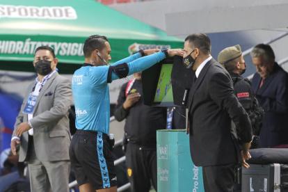 La utilización del VAR se ha ido consolidando en el fútbol ecuatoriano por parte de FEF y LigaPro.