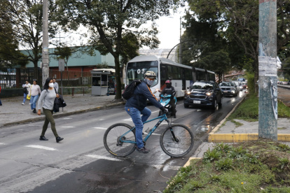 En Quito se analizan diferentes formas de movilidad para hacer la ciudad más ágil.