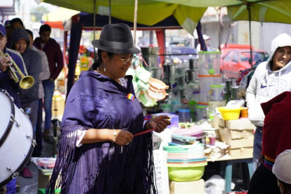 Dificultades. Para las mujeres indígenas es más complicado ver sus nombres en la papeleta.