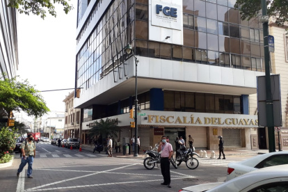 Fachada del edificio de la Fiscalía en Guayaquil.
