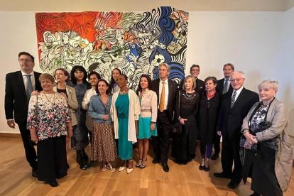 Acto. Parte de los artistas que estuvieron presentes en la inauguración.