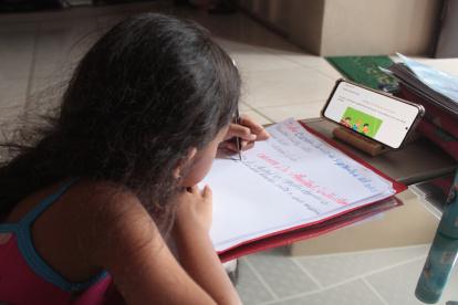 Clases. Ministerio de Educación dispuso clases virtuales a un grupo de centros educativos de Durán y Guayaquil.