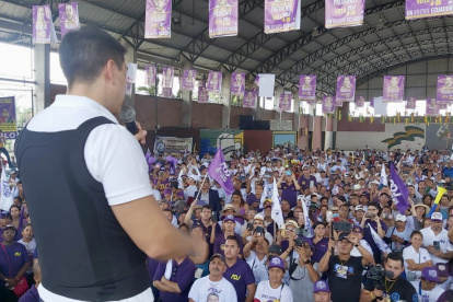 Al menos cuatro partidos apoyan la candidatura del presidenciable Daniel Noboa.