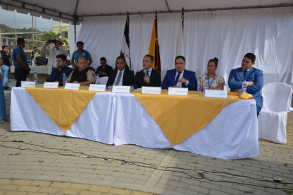 Autoridades judiciales acudieron a Canoa, San Vicente, Manabí.