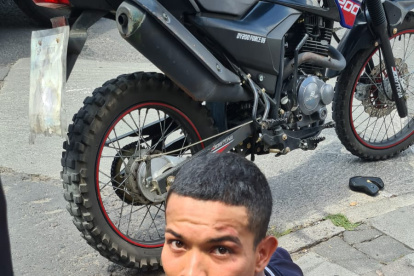 Un venezolano fue detenido la tarde de este 27 de septiembre de 2023 por la cápsula de seguridad de Verónica Sarauz