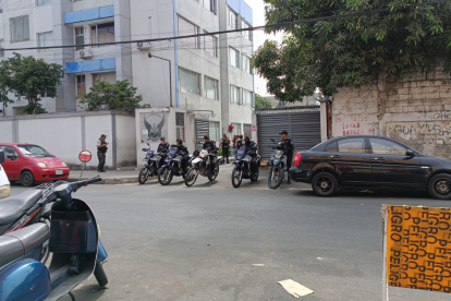 Las autoridades ordenaron incrementar la seguridad en los exteriores del Cuartel Modelo con el fin de evitar algún tipo de ataque por la diligencia del caso Villavicencio.