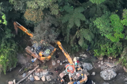 Operativos. Seis retroexcavadoras fueron destruidas en el interior del Parque Nacional Podocarpus.