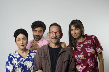 Teatro. La comedia narra la historia de un hombre que decide no cobrar un premio de la lotería.