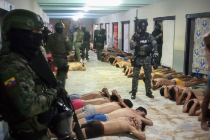 Militares y policías intervinieron el pabellón 4 de la Penitenciaría del Litoral, la madrugada de este sábado 30 de septiembre.