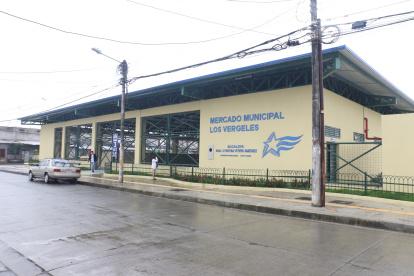 Vergeles. La estructura permanece cerrada y empieza a deteriorarse.