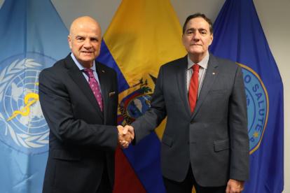 El vicepresidente de Ecuador, Alfredo Borrero junto a Jarbas Barbosa, director de la Organización Panamericana de la Salud en EE.UU.