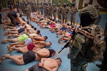 Operativo. El gobierno aisló a alias Fito en la cárcel de La Roca, pero el juez Poma lo devolvió a la Regional.