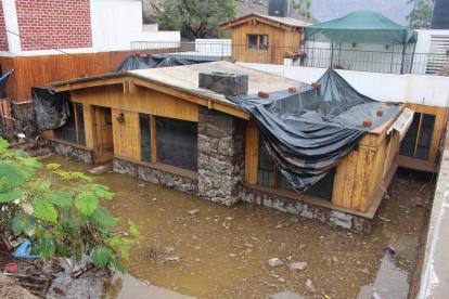 Escenario. Vista de las afectaciones causadas por lluvias en Lima (Perú), en una fotografía de archivo.