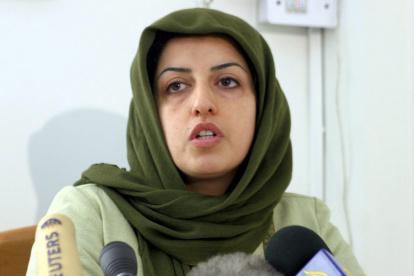 Iranian activist Narges Mohammadi speaks during the first-ever conference on human rights violations at the Human Rights Centre in Teheran, Iran, 17 January 2005 (reissued 06 October 2023). Mohammadi was awarded the Nobel Peace Prize on 06 October 2023 "for her fight against women"s oppression in Iran and her fight to promote human rights and freedom for all," the Norwegian Nobel Committee"Äôs chairwoman said during the award ceremony in Oslo. EFE/EPA/ABEDIN TAHERKENAREH